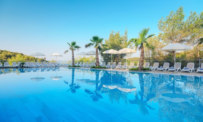 Cove Osibova (Milna) Hotel | Gava Waterman Island Cottages