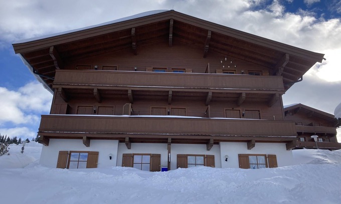 Hochkrimml Apartment | Gemütliche Ferienwohnung im Nationalpark Hohe Tauern/Zillertal Arena