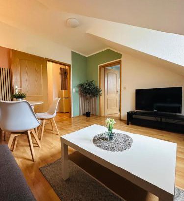Zentrum-Nordwest Apartment | Gemütliche Dachgeschosswohnung -Waldstraßenviertel Leipzig