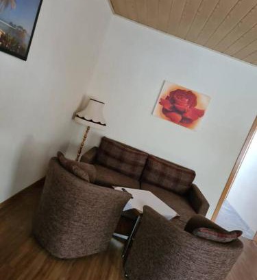 Elgersburg Apartment | Gemütliche Ferienwohnung am Waldrand