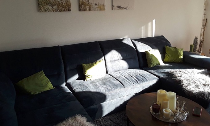 Wittmund Apartment | Gemütliche Ferienwohnung Möwennest in Küstennähe