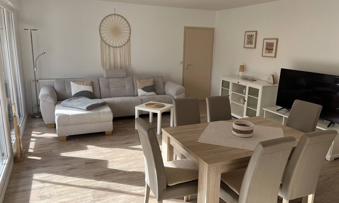 Hausen am Tann Apartment | Gemütliche,voll Ausgestattete Ferienwohnung im Oberen Schlichemtal