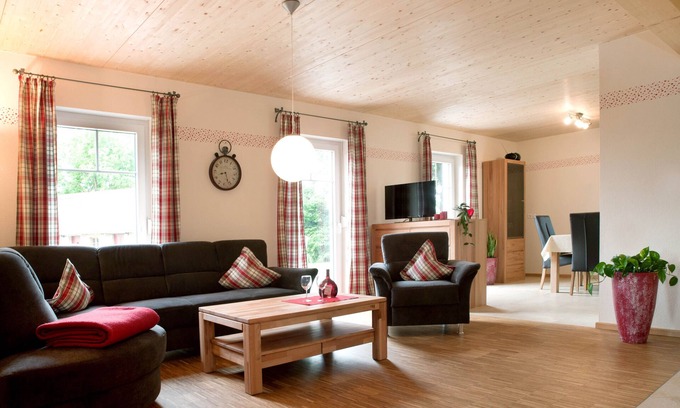 Feuchtwangen Apartment | Gemütlicher Aufenthalt mit eigener Terrasse.
