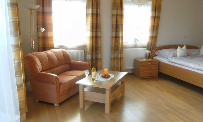 Bad Birnbach Apartment | Gemütliches Appartement mit Wlan und Balkon