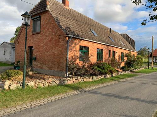 Dargun Apartment | Gemütliches Ferienhaus in Barlin, unweit Dargun