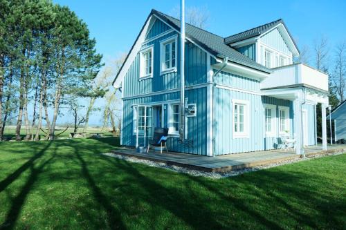 Wiek House | gemütliches Haus mit Kamin, Sauna, Garten und Terrasse - Haus Schwedentraum