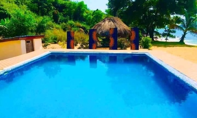 Ricketts Island Hotel | Gem Beach Resort Sierra Leone