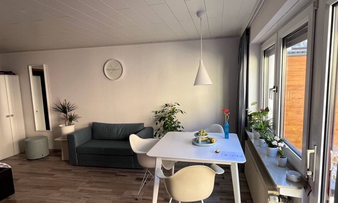 Bodenwerder Apartment | Genieße das einfache Leben in dieser ruhigen und zentral gelegenen Unterkunft.