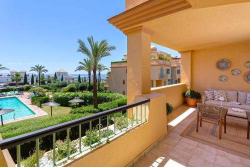 New Golden Mile Apartment | Genteel Home Flamingos Golf