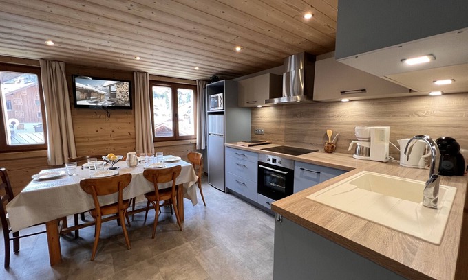 Pers-Jussy Apartment | Gentianes flat 4 - Apartment 3* village center, near ski slope for 7/8 people