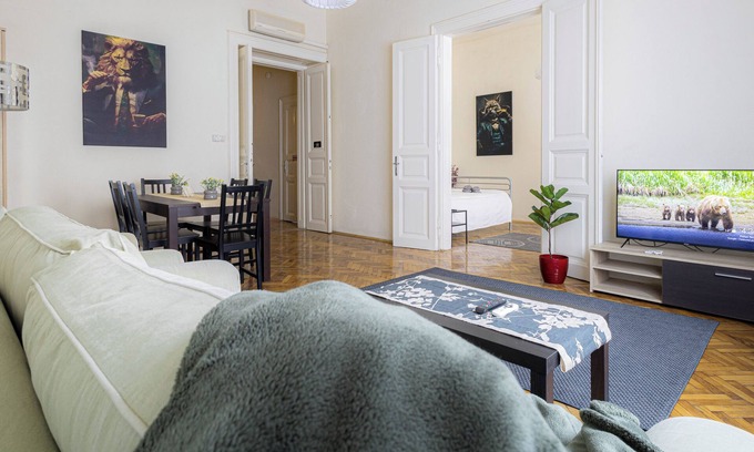 Erzsebetvaros Apartment | Gentleman Apartment Budapest