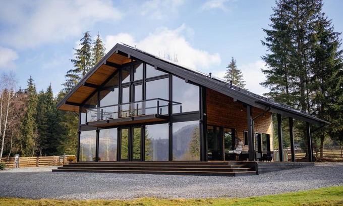 Dorna Arini Cabin | Georgia Chalet
