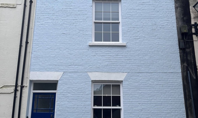 Plymouth House | Georgian property on the Barbican with parking