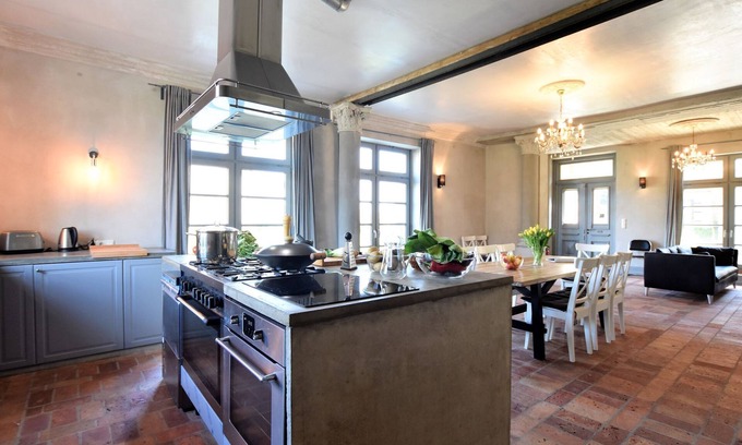 Kroepelin Apartment | Geräumige Wohnung in Detershagen mit Terrasse