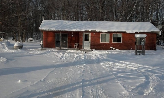 Germfask Cabin | Germfask Mi, 2 Bedroom Cabin, perfect for that U.P. getaway ! Clean and quite!