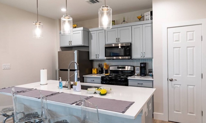 Pleasant Valley House | Gertis’s Southeast central home