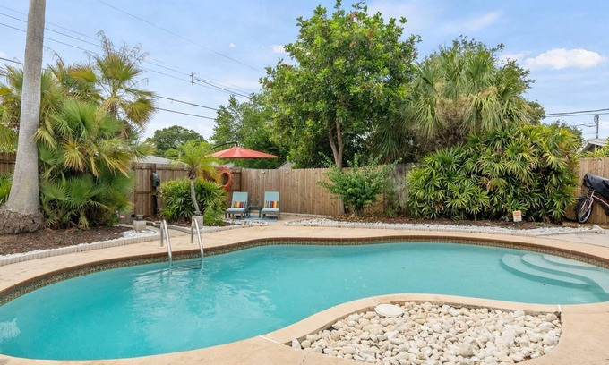 Gulfport House | Get 20% off Rent for 30 Nights or More |SunKissed in St Pete - 3BR Home w/Heated Pool Near the Beach