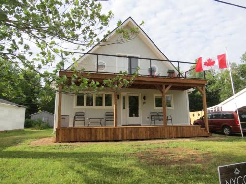Grand-Digue Ski Chalet | Get A Way Beach Chalet