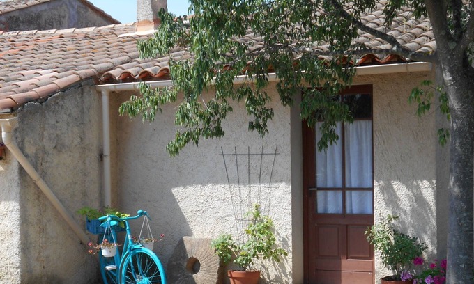 Bize-Minervois Cottage | Get away from it all in this peaceful rural location - close to lively village