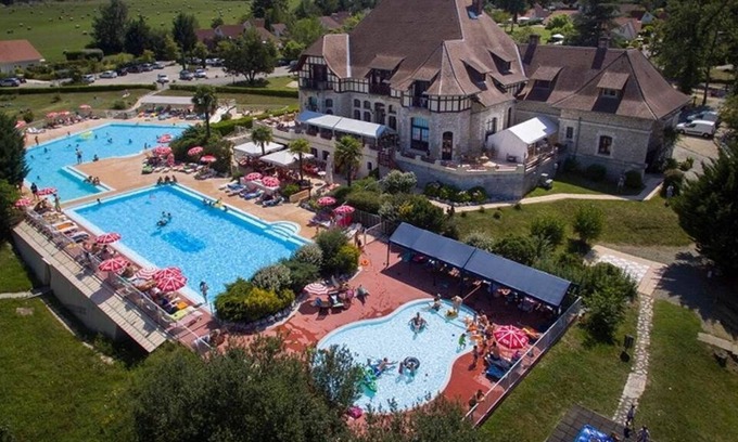 Daumazan-sur-Arize House | Get away Pleasant villa in beautiful estate