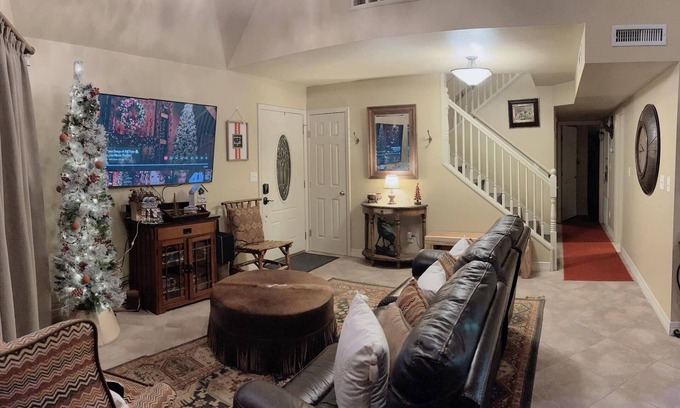 Moodys House | Getaway on the Hudson