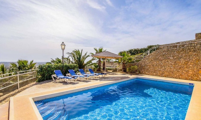 Kercem House | Ghar Ilma IV - Santa Luċija Holiday Home