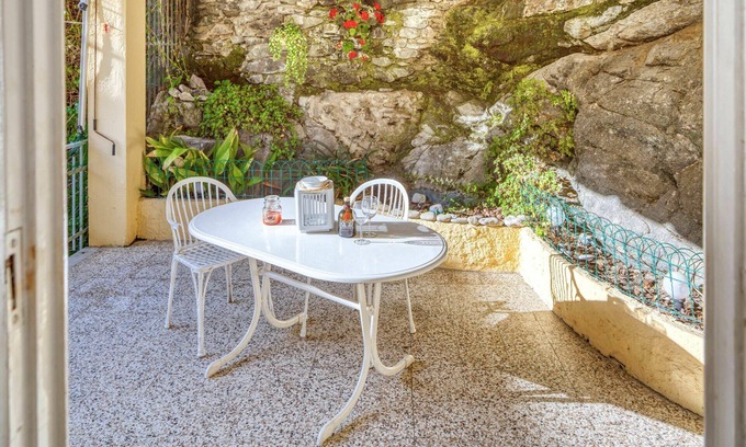 Levanto Apartment | Gianluca: for 5 people, in Levanto, 100m from beach, with garage