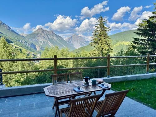 Valdidentro Apartment | Giardino sulle Alpi