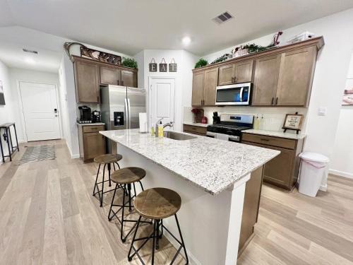 Wellborn House | GIG 'EM LANE - 3 Bed, 2 Bath Home