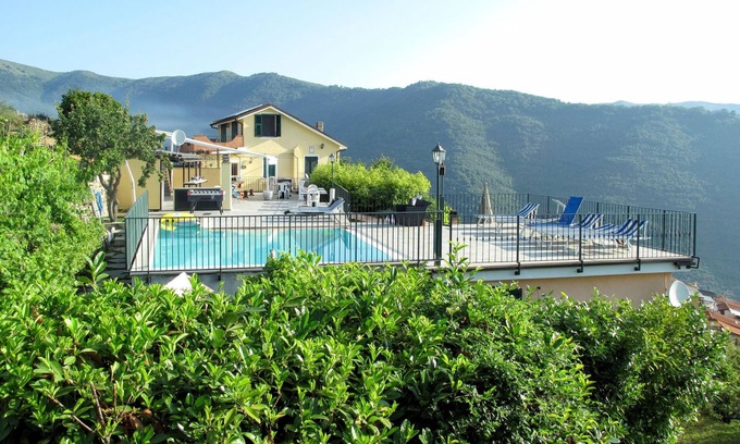 Valloria Apartment | Giglio (VLO205) by Interhome