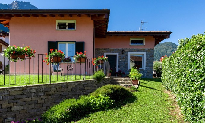 Colico Piano House | Gigliola (CCO390) by Interhome