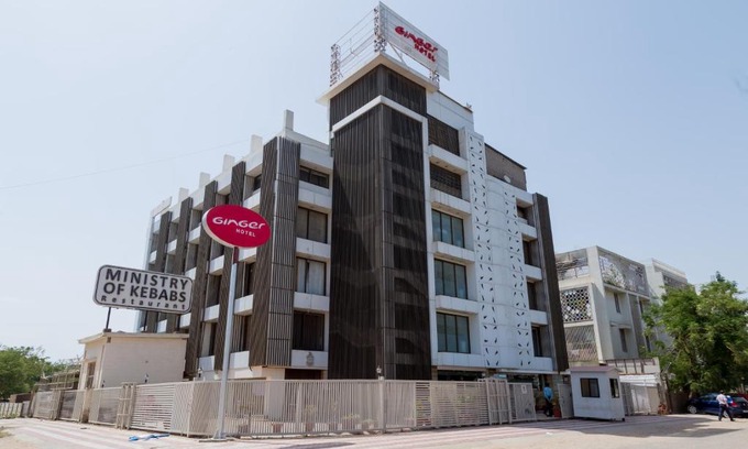 Thaltej Hotel | Ginger Ahmedabad SG Road