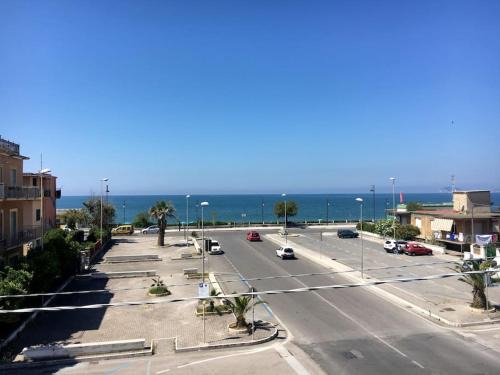 Minturno Apartment | GIRASOLE a due passi dal mare