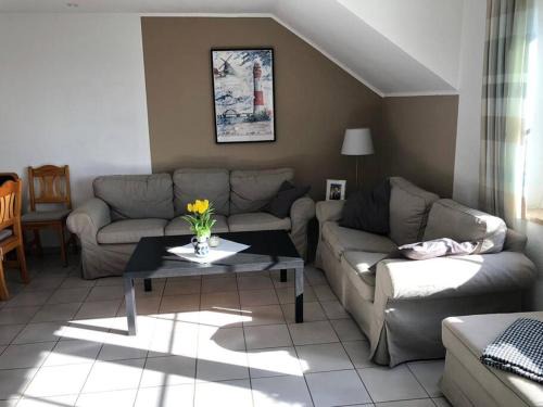 Wenkendorf Apartment | "Giseldas Rosen" - Allergikerfreundliche Ferienwohnung mit Wintergarten