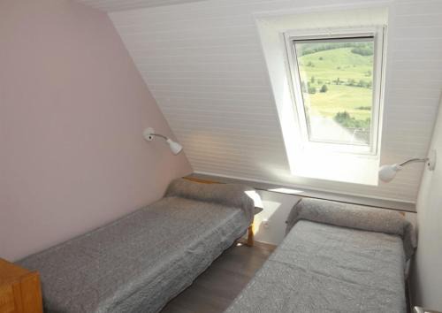 Le Claux Apartment | Gite 15 Gîte 4-6 Personnes Puy Mary Idéal pour Randonnées et VTT