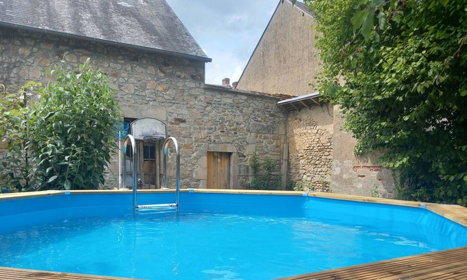 Aigurande Cottage | Gite Aigurande, 3 bedrooms, 8 persons