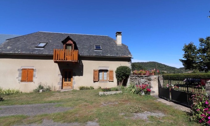 Albepierre-Bredons Cottage | Gite Albepierre-Bredons, 3 bedrooms, 6 persons