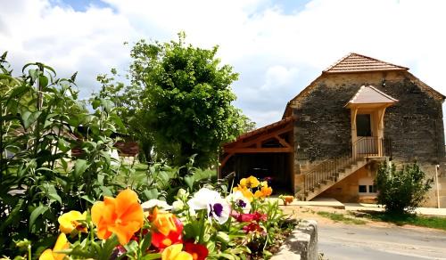 Sainte-Nathalene House | Gite Au petit Touron Ste Nathalène
