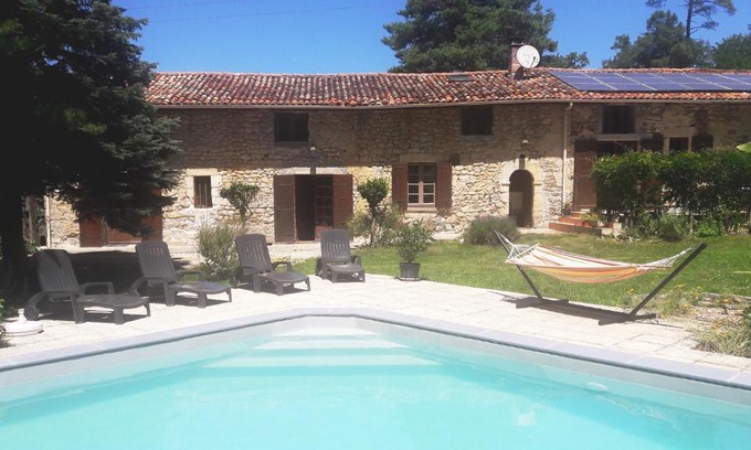 Saint-Vallier House | Gite Charentais, Le Coin Arboré
