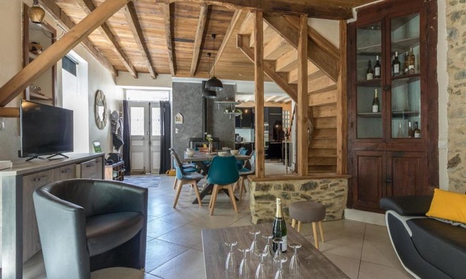 Chaum House | gite cosy et moderne au coeur des pyrénées