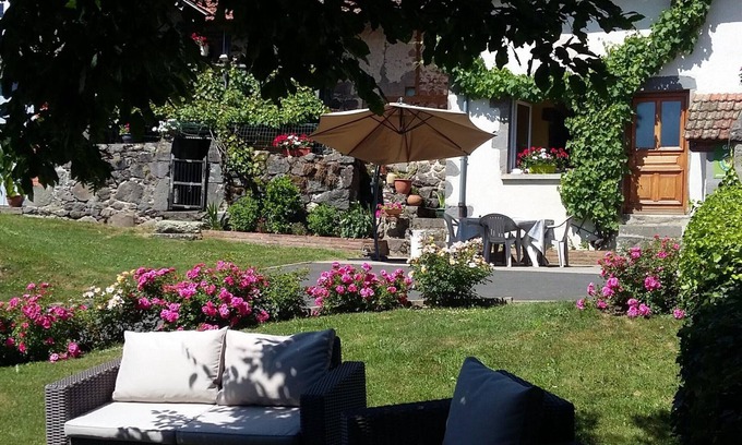 Crandelles Cottage | Gite Crandelles, 2 bedrooms, 4 persons