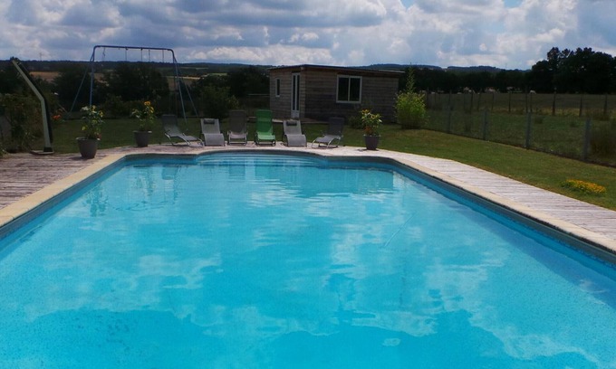 Creuzier-le-Neuf Cottage | Gite Creuzier-le-Neuf, 3 bedrooms, 6 persons
