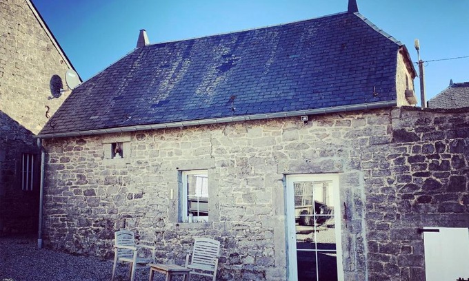 Falmagne House | Gite de La Belle Etable