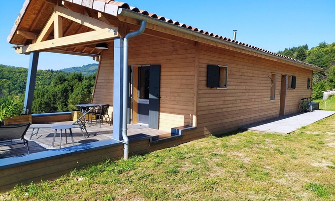 Lentilleres House | Gîte de la Chabanne - Studio and large terrace in the heart of nature