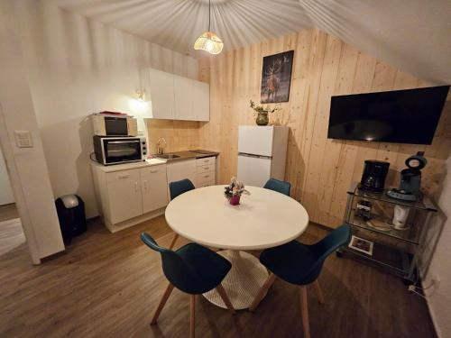 Ventron Apartment | Gite Eglantine 2 à 6 personnes avec SPA et salle de jeux dans la résidence