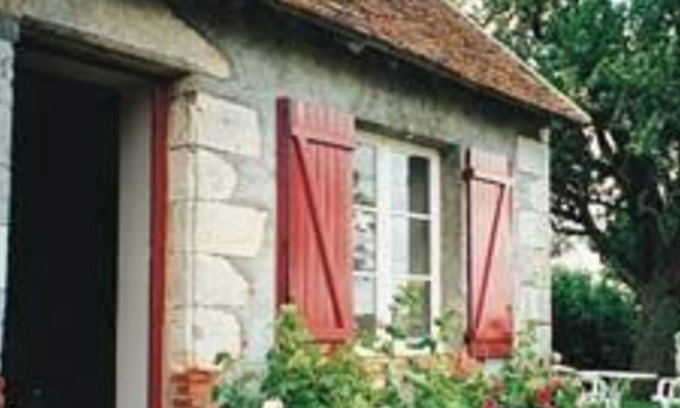 Saint-Lubin-en-Vergonnois Cottage | Gite Saint-Lubin-en-Vergonnois, 1 bedroom, 3 persons
