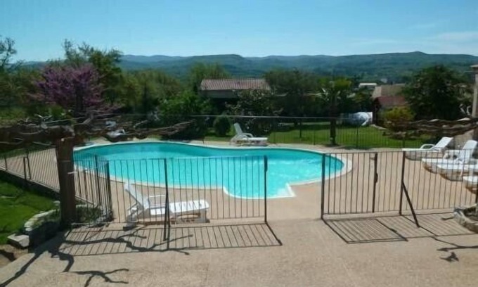 Gargas House | GITE in the heart of the LUBERON nature park swimming pool