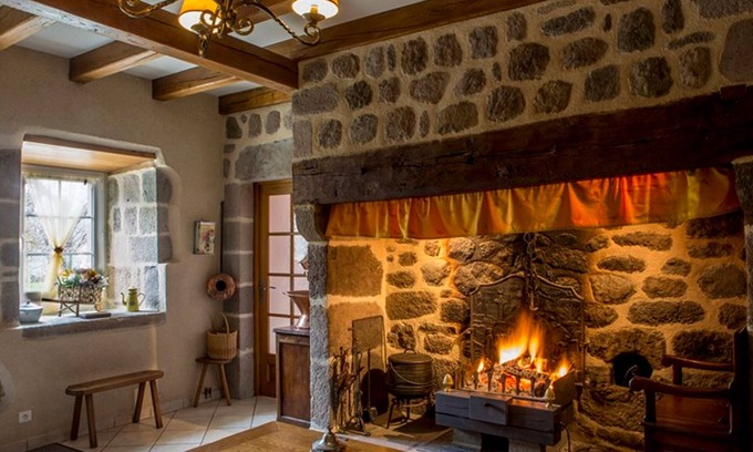 Jou-sous-Monjou Cottage | Gite Jou-sous-Monjou, 4 bedrooms, 9 persons
