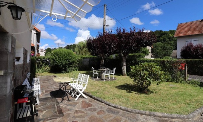 Jussac Cottage | Gite Jussac, 2 bedrooms, 4 persons