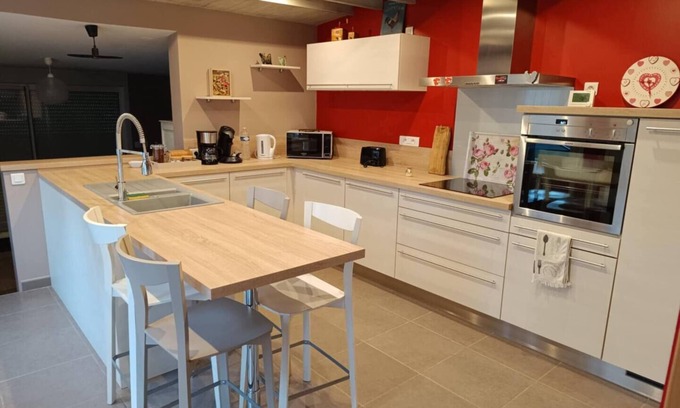 Fruges House | Gîte "La Clématite" in the heart of the 7 valleys region. Ideal for families!